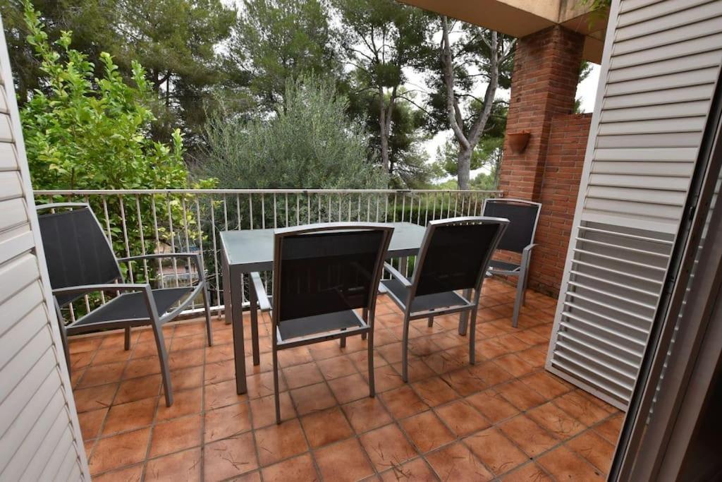 Preciosa Zona Natural La Mora Villa Tarragona Exterior photo